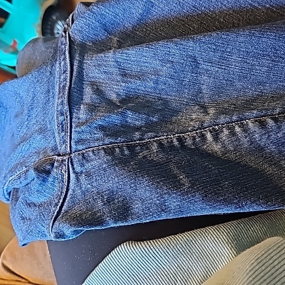 Old Navy Super Skinny Mid Rise  Lightweight Jeans - Picture 3 of 6